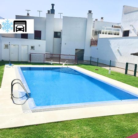 Ferienwohnung Atico Premium Conil Con 2 Terrazas, Parking, Piscina, Aire Ac Y Wifi -Solo Familias Y Parejas- Conil De La Frontera Exterior foto