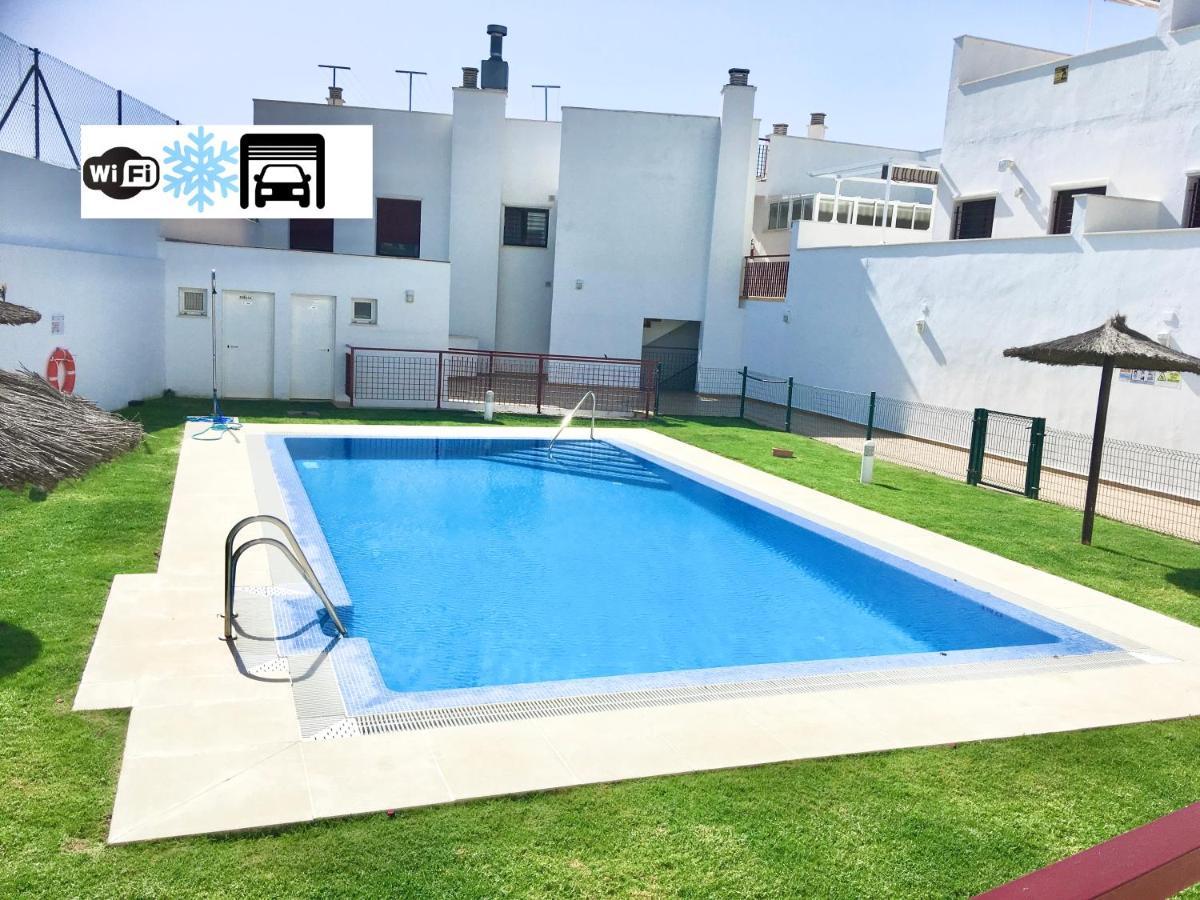 Ferienwohnung Atico Premium Conil Con 2 Terrazas, Parking, Piscina, Aire Ac Y Wifi -Solo Familias Y Parejas- Conil De La Frontera Exterior foto
