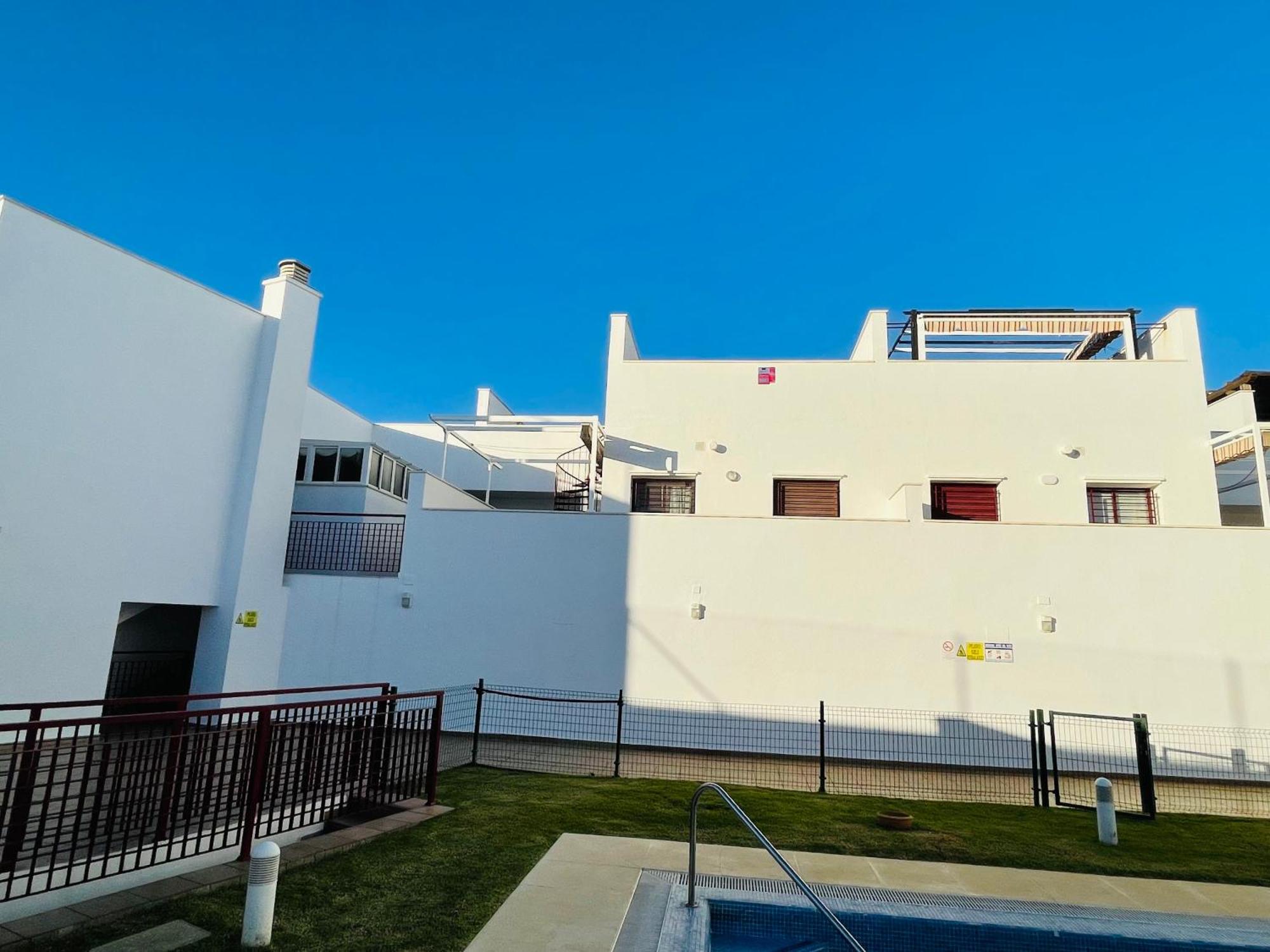 Ferienwohnung Atico Premium Conil Con 2 Terrazas, Parking, Piscina, Aire Ac Y Wifi -Solo Familias Y Parejas- Conil De La Frontera Exterior foto